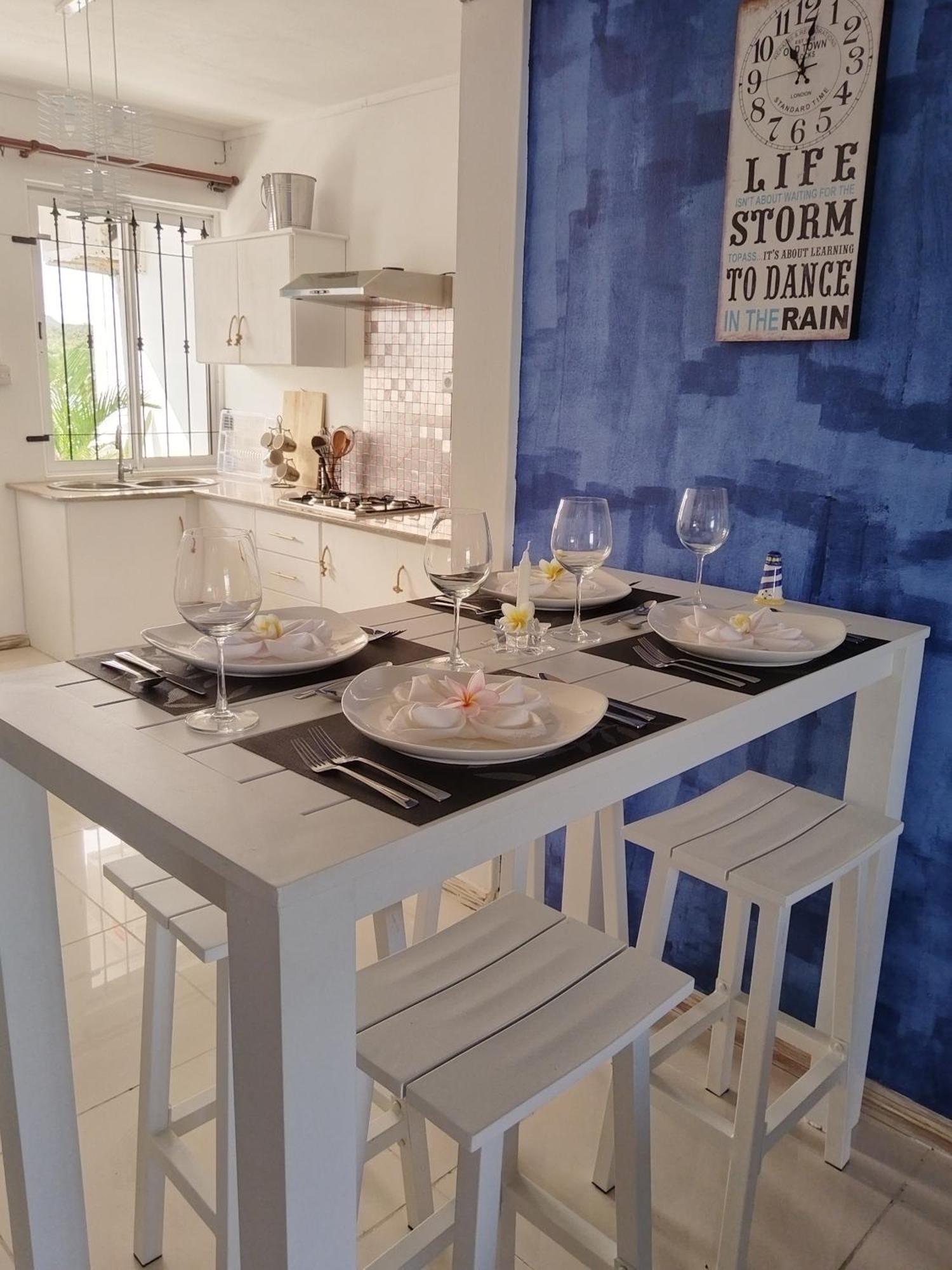 Morsky Vanek Apartment Flic en Flac ภายนอก รูปภาพ
